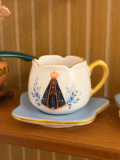 Xícara Nossa Senhora Aparecida de Porcelana Coleção Vó Bina