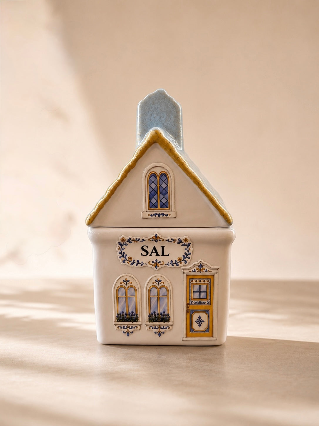 Porta Temperos Casinha de Porcelana Dona Alzira