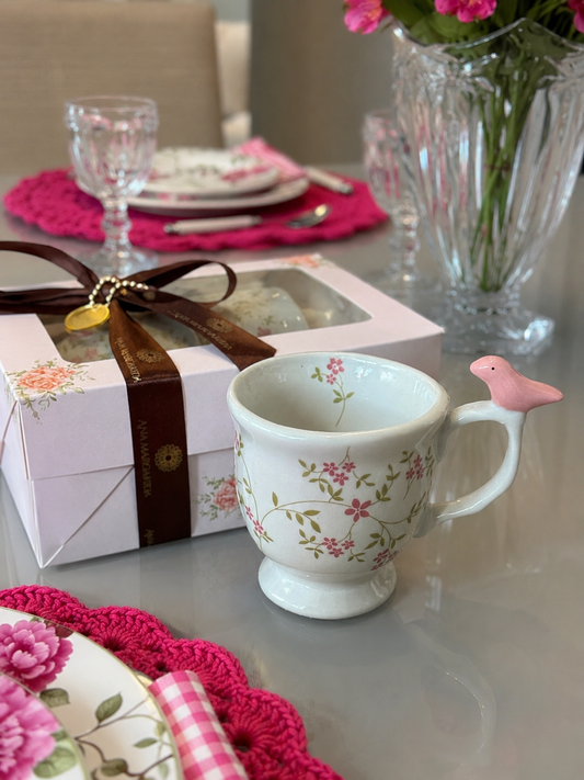 Conjunto de Xícaras de Porcelana Vó Lídia